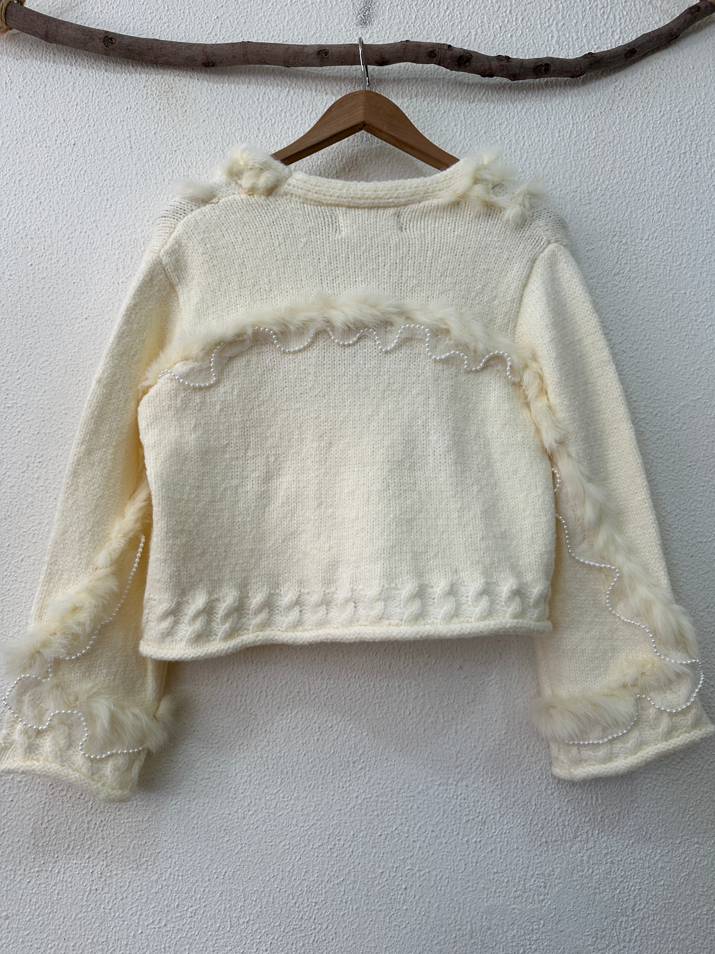 Casaco de malha c/ aplicações PEARLS