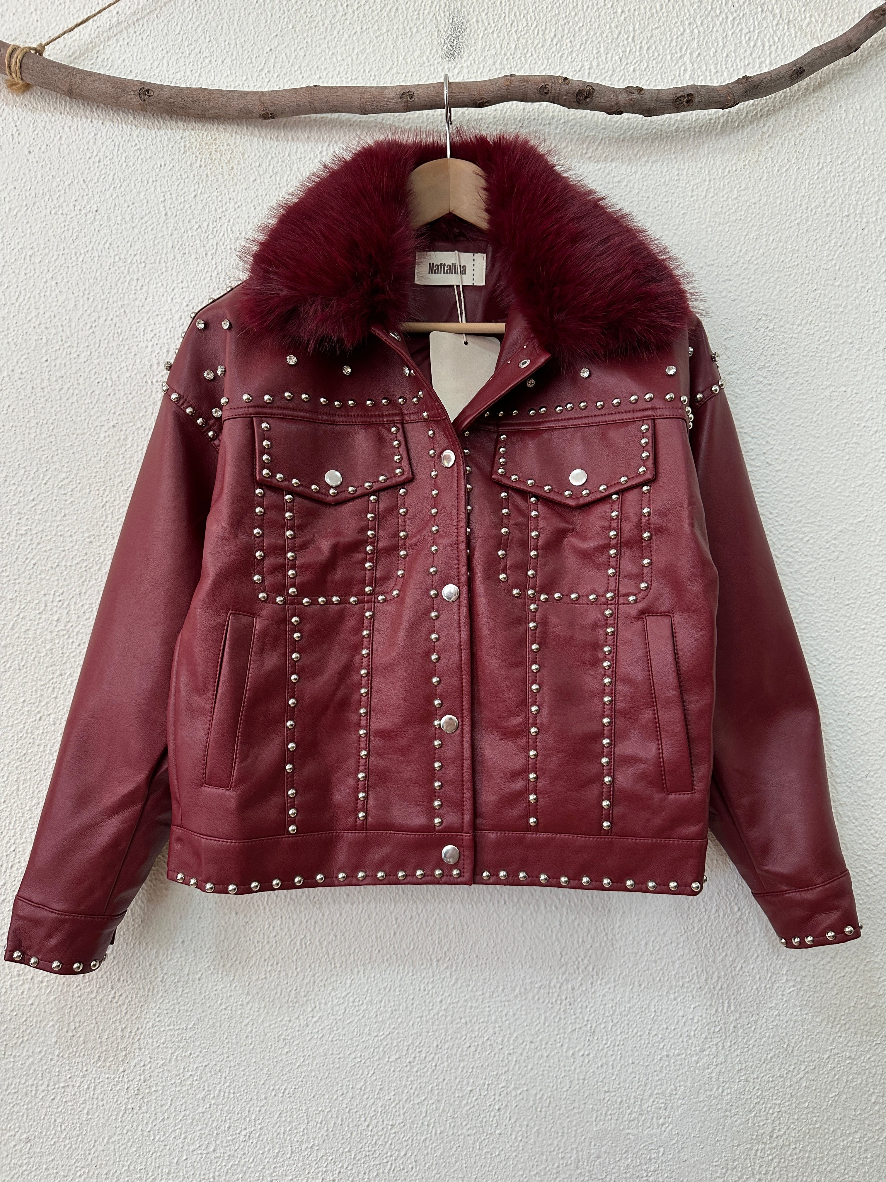 Blusão em ecopele c/ tachas e gola amovível BLAZE