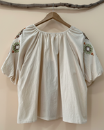 Carica l'immagine nel visualizzatore della galleria,Blusa bordada — costas
