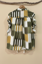 Cargue la imagen en el visor de la galería,Blusa ikat folhos - costas
