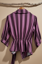 Carregar imagem no visualizador da galeria, Blusa riscas - costas
