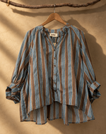 Carregar imagem no visualizador da galeria, Blusa riscas — frente
