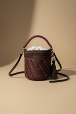 Carregar imagem no visualizador da galeria, Bucket Bag Raffia - Frente
