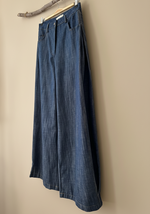 Carica l'immagine nel visualizzatore della galleria,Calças denim lateral
