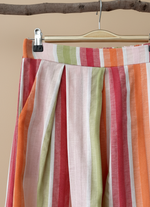 Load image in the gallery viewer,Calças riscas - detalhe
