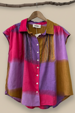 Carica l'immagine nel visualizzatore della galleria,Camisa bordada cabide - frente corrigida
