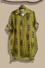 Carica l'immagine nel visualizzatore della galleria,Camisa cabide frente
