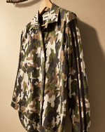 Carica l'immagine nel visualizzatore della galleria,Camisa camo - lateral
