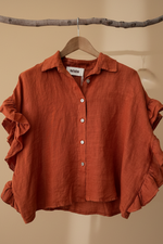 Carregar imagem no visualizador da galeria, Camisa Folhos - Frente
