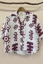 Carica l'immagine nel visualizzatore della galleria,Camisa linho estampada frente
