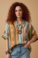 Carregar imagem no visualizador da galeria, Camisa marinha - Modelo frente

