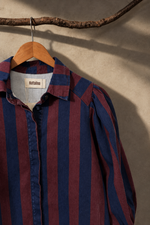 Carregar imagem no visualizador da galeria, Camisa Riscas Balão - Detalhe
