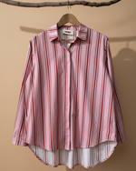 Chargez l'image dans la visionneuse de la galerie,Camisa riscas rosa - vista frontal
