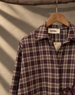 Carregar imagem no visualizador da galeria, Camisa Xadrez Bordado - Detalhe

