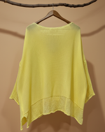 Carregar imagem no visualizador da galeria, Camisola amarela de malha - vista traseira com pontas assimétricas
