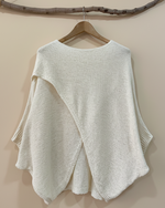 Carregar imagem no visualizador da galeria, Camisola knit creme - frente
