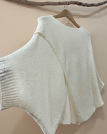 Carregar imagem no visualizador da galeria, Camisola knit creme - lateral
