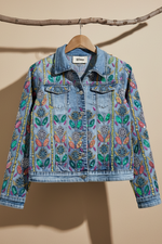 Carica l'immagine nel visualizzatore della galleria,Casaco denim frente
