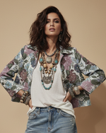 Carregar imagem no visualizador da galeria, Casaco efeito brocado FLORAL
