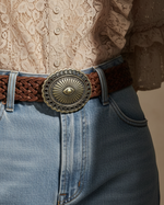 Carregar imagem no visualizador da galeria, Cinto concho - Close-up fivela
