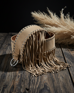 Carregar imagem no visualizador da galeria, Cinto enrolado em estúdio
