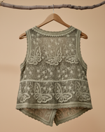 Carregar imagem no visualizador da galeria, Colete borboletas costas
