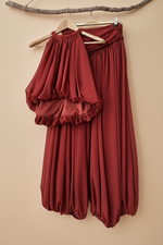 Load image in the gallery viewer,Conjunto vermelho cabide 1
