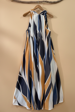Carregar imagem no visualizador da galeria, Costas — vestido cabide fundo bege
