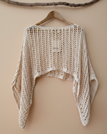 Carregar imagem no visualizador da galeria, Crochet mesh sweater - fundo bege estúdio 3
