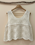 Carregar imagem no visualizador da galeria, Cropped top renda — frente
