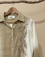 Load image in the gallery viewer,Detalhe bordado
