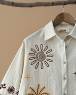 Load image in the gallery viewer,Detalhe camisa
