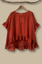 Chargez l'image dans la visionneuse de la galerie,Frente — blusa terracota folhos fundo bege
