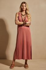 Carica l'immagine nel visualizzatore della galleria,Frente - Modelo vestido rosa
