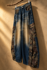 Load image in the gallery viewer,Jeans cargo camo patchwork — ângulo
