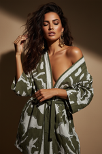 Carica l'immagine nel visualizzatore della galleria,Kimono editorial 1
