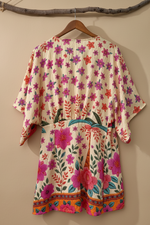 Carica l'immagine nel visualizzatore della galleria,Kimono Floral - Costas
