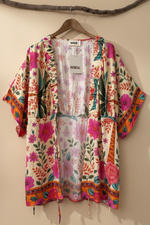 Carica l'immagine nel visualizzatore della galleria,Kimono Floral - Frente Aberto
