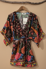 Carregar imagem no visualizador da galeria, Kimono Floral - Frente Fechada
