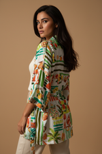 Carregar imagem no visualizador da galeria, Kimono modelo costas
