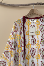 Carica l'immagine nel visualizzatore della galleria,Kimono paisley detalhe
