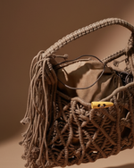 Carregar imagem no visualizador da galeria, Mala macramé - interior

