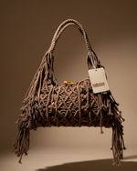 Carregar imagem no visualizador da galeria, Mala macramé - vista frontal
