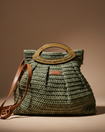 Carregar imagem no visualizador da galeria, Mala verde vista frontal
