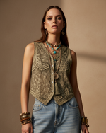 Carregar imagem no visualizador da galeria, Modelo frente colete borboletas
