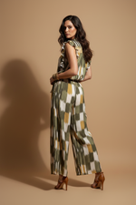Load image in the gallery viewer,Modelo morena - conjunto ikat costas
