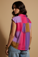 Carica l'immagine nel visualizzatore della galleria,Modelo Naftalina - Camisa bordada costas
