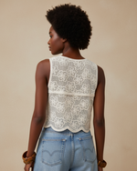 Carregar imagem no visualizador da galeria, Top efeito bordado CATALINA

