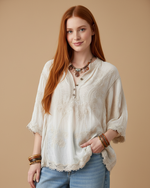 Carica l'immagine nel visualizzatore della galleria,Modelo Naftalina — túnica bordada frente
