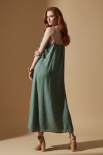 Carica l'immagine nel visualizzatore della galleria,Modelo ruiva Naftalina - vestido franjas costas
